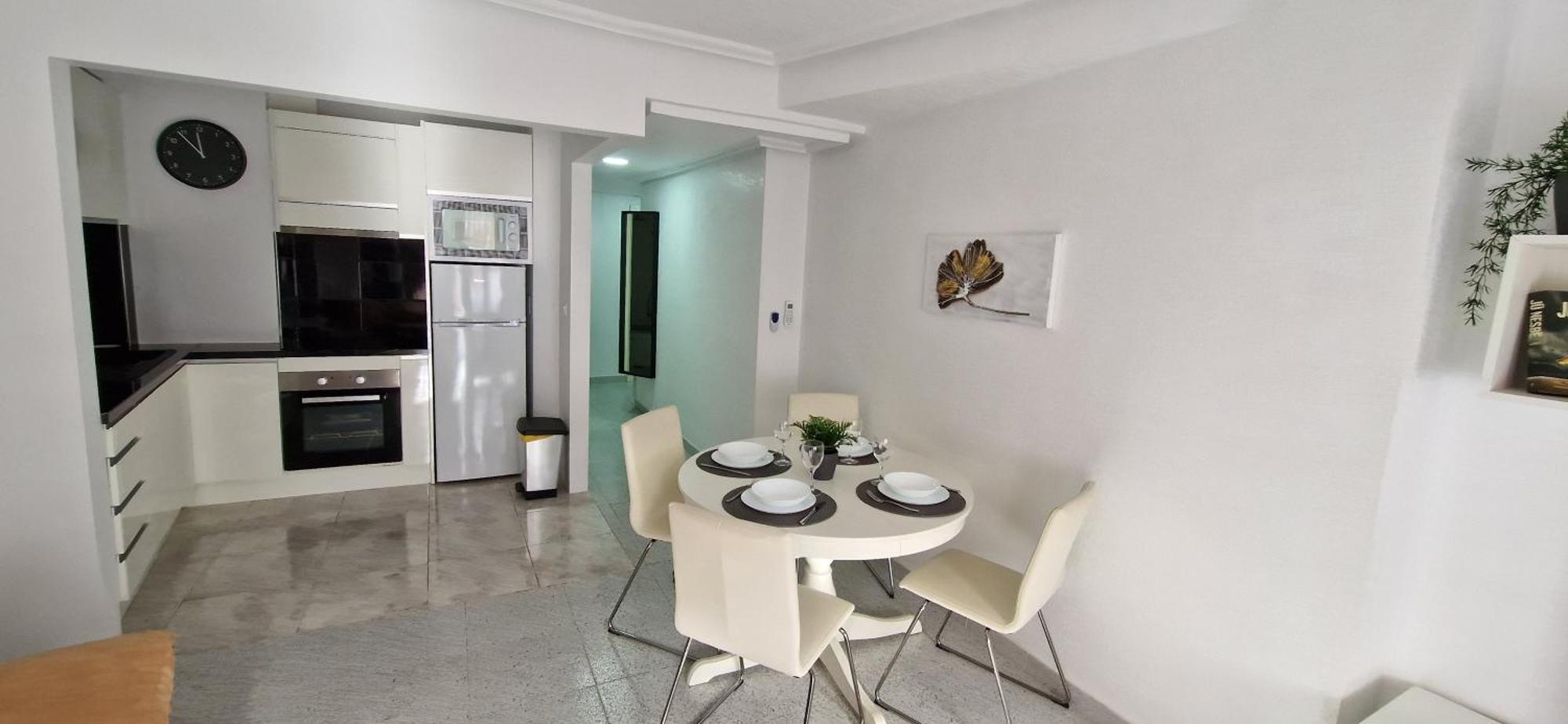 Apartments On The Beach In Τορεβιέχα Εξωτερικό φωτογραφία